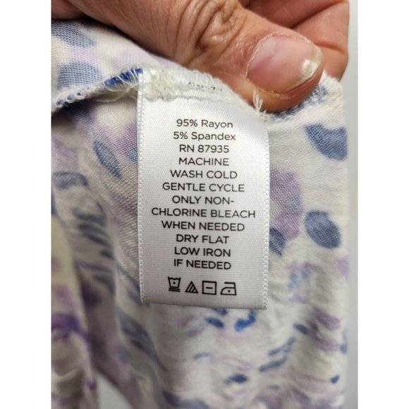 LOGO Lori Goldstein Womens Tunic Top Small Purple White Floral Jersey Sharkbite - Picture 5 of 7